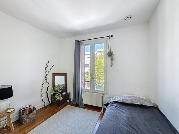 EXCLUSIVITÉ  Maison pleine de charme à 10 min du RER B LAPLACE