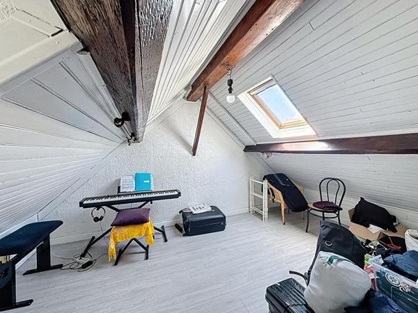 EXCLUSIVITÉ  Maison pleine de charme à 10 min du RER B LAPLACE