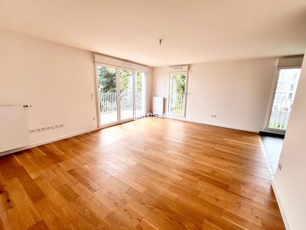 Location Appartement 5 pièces 101.9 m² - Rueil-malmaison 92500