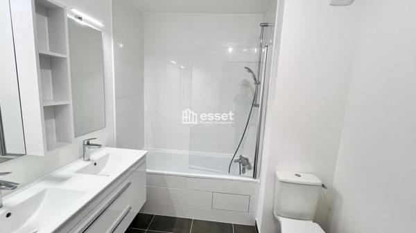 Location Appartement 5 pièces 101.9 m² - Rueil-malmaison 92500