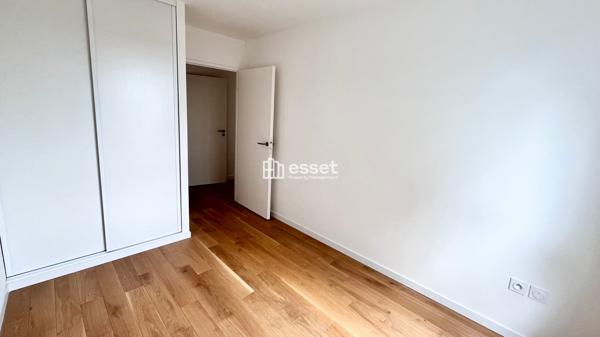 Location Appartement 5 pièces 101.9 m² - Rueil-malmaison 92500