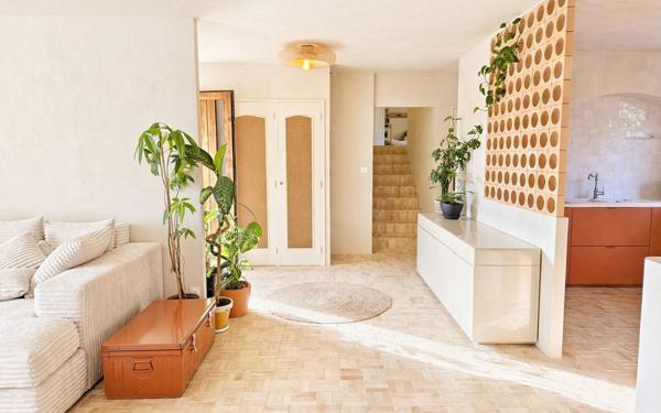 Maison à vendre    5 pièces • 116,46 m2 Génissieux