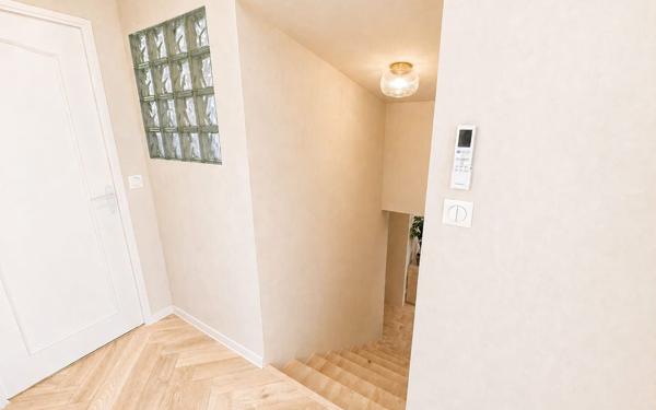 Maison à vendre    5 pièces • 116,46 m2 Génissieux