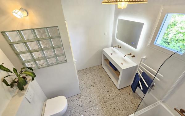 Maison à vendre    5 pièces • 116,46 m2 Génissieux