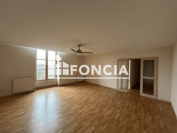Location Appartement 2 pièces 72.27 m² - 11 RUE DE L'HOTEL DE VILLE Montauban 82000