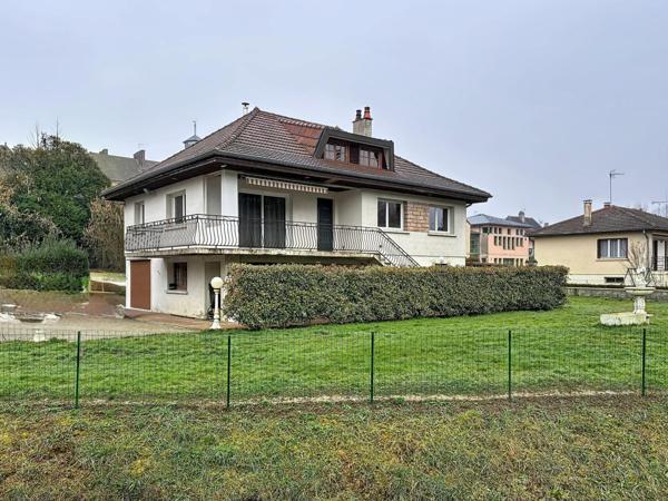 Maison familiale 7 pièces – 230 m² – Terrain 1 231 m² – Fort potentiel