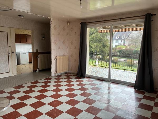 Maison familiale 7 pièces – 230 m² – Terrain 1 231 m² – Fort potentiel