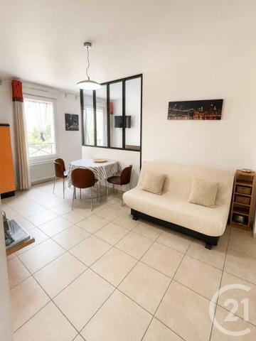 Appartement F1 à vendre  1 pièce - 28,67 m 2   VERNON  - 27