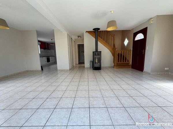 Maison Quelaines Saint Gault