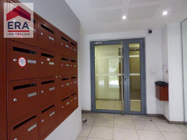 À vendre : Appartement T2 moderne à Marseille, Terrasse ,Garage , secteur Saint Just/Malpasse