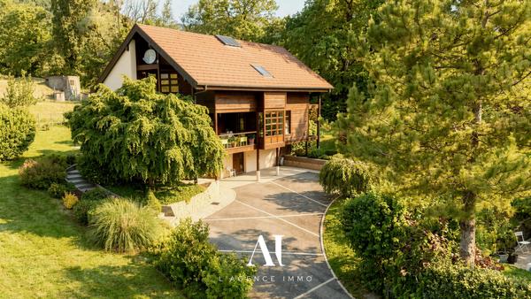 Maison d'architecte T7 Lumineuse 5 Chambres 229m2 Grand sous sol Vue Jura Gex 01170