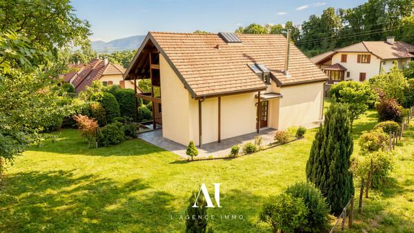 Maison d'architecte T7 Lumineuse 5 Chambres 229m2 Grand sous sol Vue Jura Gex 01170