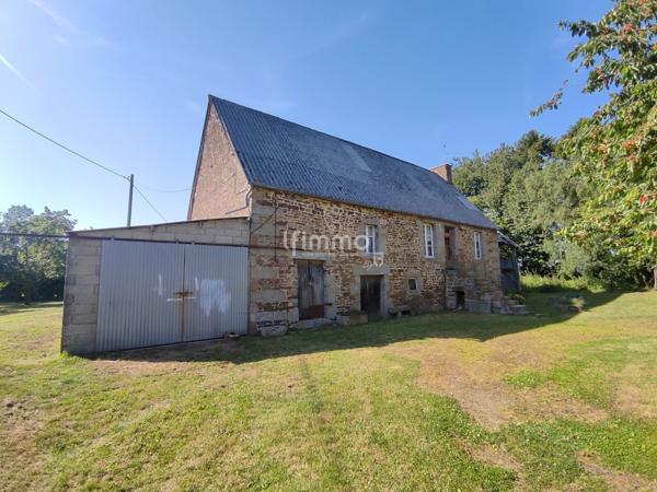 Charmante maison en pierre à rénover dans cadre paisible