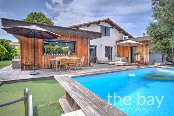 Gujan-Mestras (33470) Maison 5 chambres – Rénovée – Terrain arboré – Quartier recherché