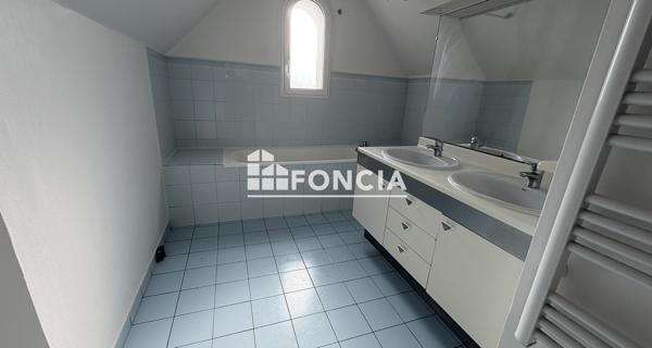 À vendre Maison 5 pièces 145 m² - La Queue-en-brie 94510