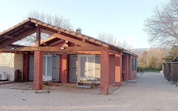 Maison à vendre    4 pièces •  Mallemort