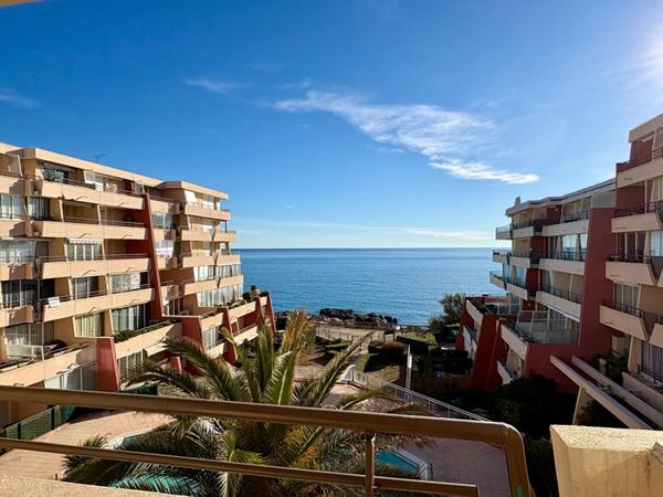 Appartement 2 pièce(s) CABINE + cellier - secteur Corniche