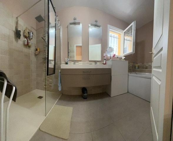 Maison T4 2015 plain pied proche des commodités