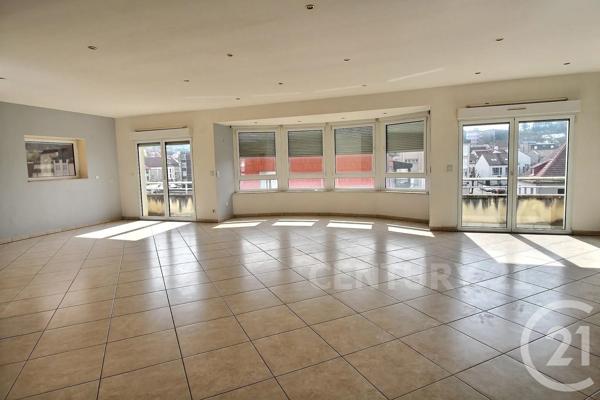 Appartement F5 à vendre  5 pièces - 142,74 m 2   ST AVOLD  - 57