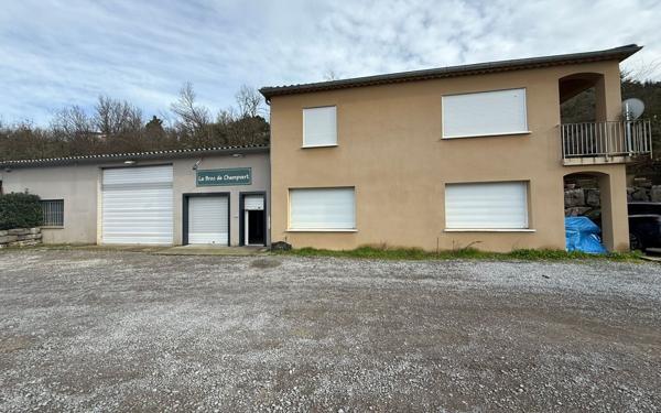 Maison à vendre    2 pièces •  Les Vans