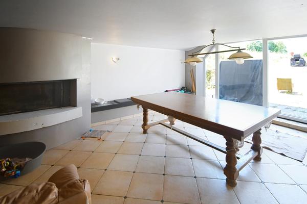 MAISON DE CARACTÈRE 284 M² – TERRAIN 30 ARES – 4 CHAMBRES, BUREAU, 2 SALLES DE BAIN, SALLE DE JEUX, SALLE DE SPORT