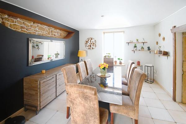 MAISON DE CARACTÈRE 284 M² – TERRAIN 30 ARES – 4 CHAMBRES, BUREAU, 2 SALLES DE BAIN, SALLE DE JEUX, SALLE DE SPORT