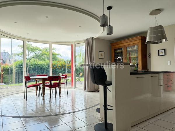 Vente
                Maison120 m² - 6 Pièces -
                    BONCHAMP LES LAVAL (53960)