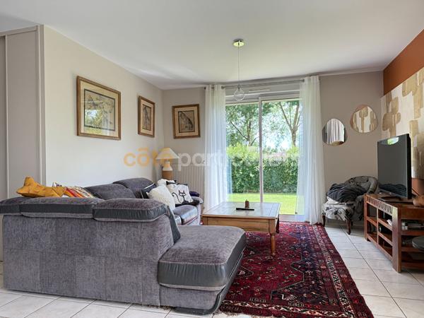 Vente
                Maison120 m² - 6 Pièces -
                    BONCHAMP LES LAVAL (53960)