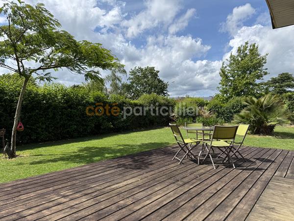 Vente
                Maison120 m² - 6 Pièces -
                    BONCHAMP LES LAVAL (53960)