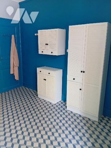 Maison à vendre à Blois, Loir-et-Cher (41)

Maison de ville mitoyenne d'environ 130 m2 hab. c...