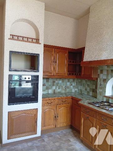 Maison à vendre à Blois, Loir-et-Cher (41)

Maison de ville mitoyenne d'environ 130 m2 hab. c...