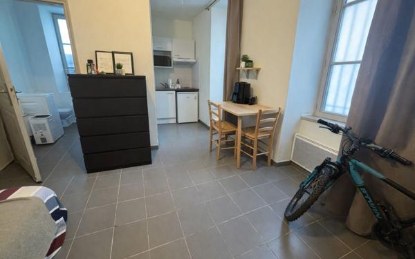Appartement à vendre    1 pièce • 19,98 m2 La Rochelle