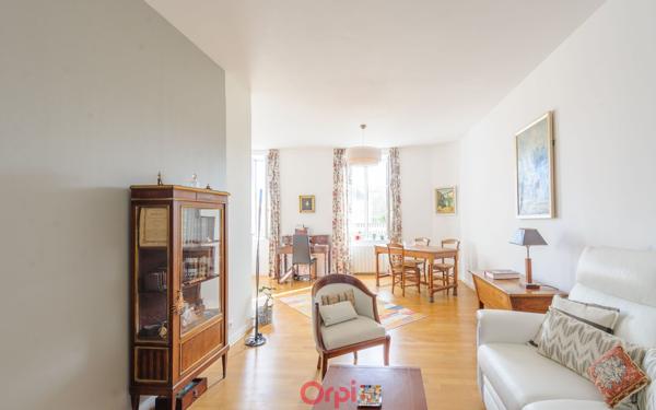 Appartement à vendre    2 pièces • 52,30 m2 La Rochelle