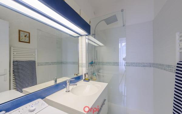Appartement à vendre    2 pièces • 52,30 m2 La Rochelle