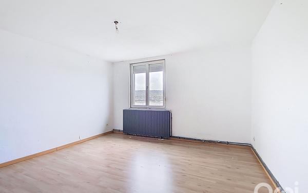 Appartement à vendre    4 pièces • 79,70 m2 Maxéville