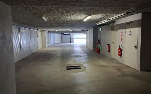 Stationnement à vendre