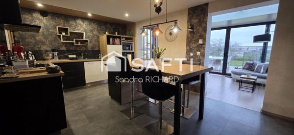 Maison dans le bourg de Nort- sur- erdre