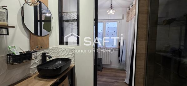 Maison dans le bourg de Nort- sur- erdre