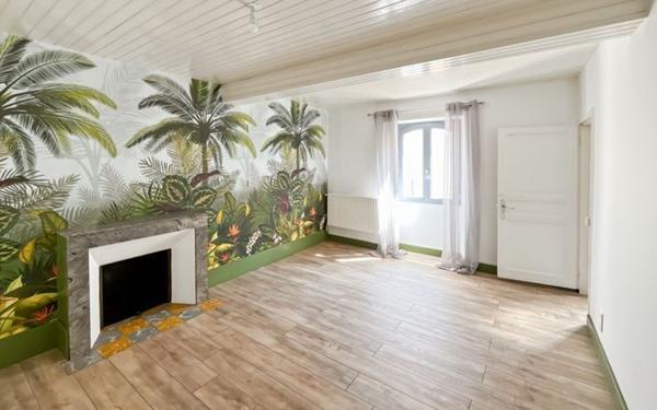 Maison à vendre    4 pièces •  Tournecoupe