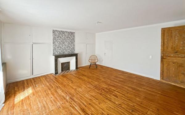 Maison à vendre    4 pièces •  Tournecoupe