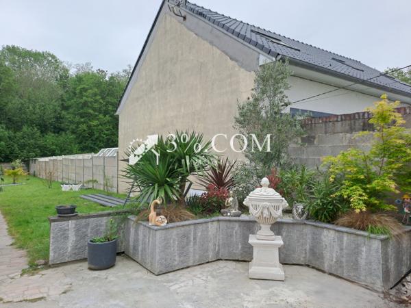 Maison
                                                                                                                                                                                                                                                                                                                        7 pièce(s)                                                                                                                                                                                                          3 chambre(s)                                                                                                                                                                                                          112  m²