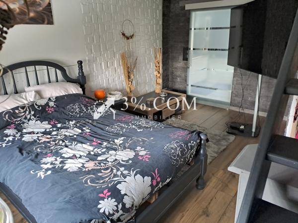 Maison
                                                                                                                                                                                                                                                                                                                        7 pièce(s)                                                                                                                                                                                                          3 chambre(s)                                                                                                                                                                                                          112  m²