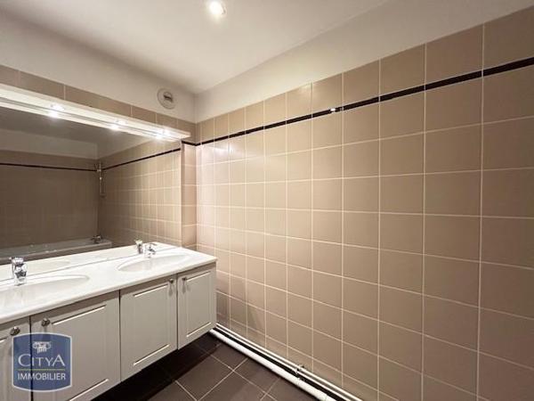 Appartement à louer 4 pièces 102.1m² Saint-Dizier (52100)