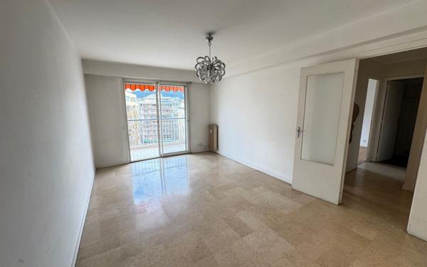 Appartement à vendre    2 pièces • 45,12 m2 Nice