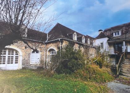 Immeuble - Oloron-sainte-marie - Réf.:205450 SPECIAL INVESTISSEURS - A SAISIR IMMEUBLE DE TROIS LOGEMENTS AVEC JARDIN DE 600 M² -