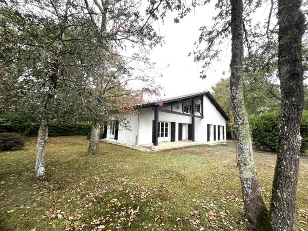 Landaise avec 5 chambres sur 1 220m² de parcelle à Cestas Bourg