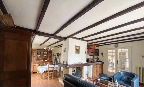 Landaise avec 5 chambres sur 1 220m² de parcelle à Cestas Bourg