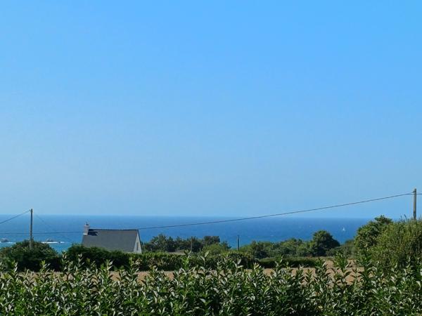 Plougasnou (29630) Plougasnou entre le Diben et Terenez, maison 4 chambres entièrement rénovée sur 1000 m2 de terrain.