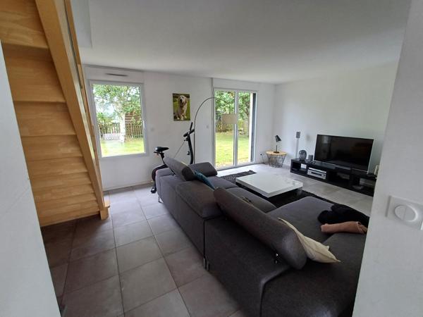 Plougasnou (29630) Plougasnou entre le Diben et Terenez, maison 4 chambres entièrement rénovée sur 1000 m2 de terrain.