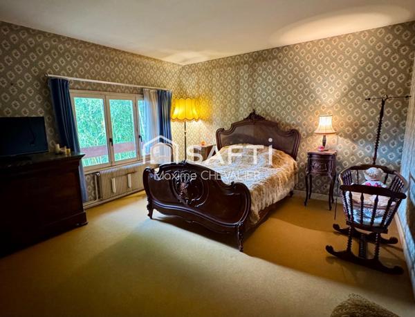 Maison 8 pièces - 250m²